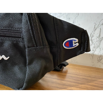 Riñonera Champions Deportiva Negro Con Logo Champ 2 Cierres